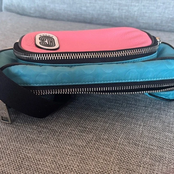 Coach Court Belt bag pink blue white nylon leather amazing condition! - Picture 6 of 13